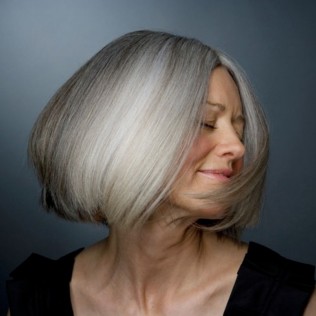 Jak dodat stárnoucím vlasům vitalitu?